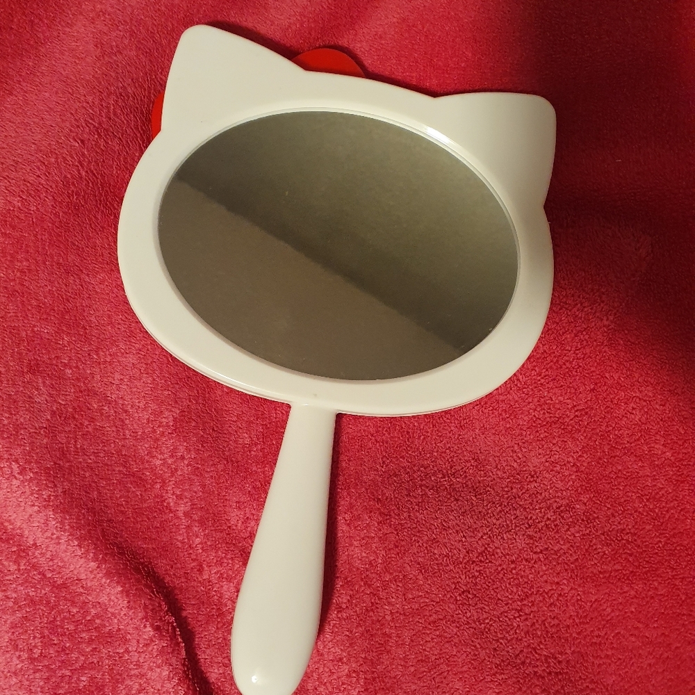 💝🎀 Hello Kitty Bling Hand Mirror - Picture 3 of 3